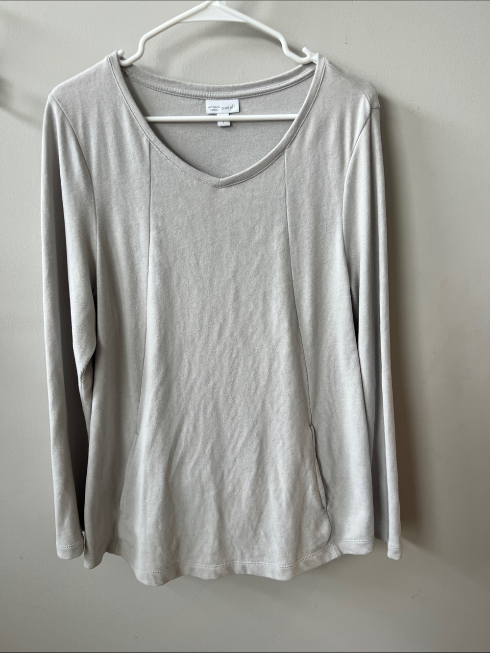 J.Jill Light Gray Long-Sleeve V-Neck Women's Top with Pocket